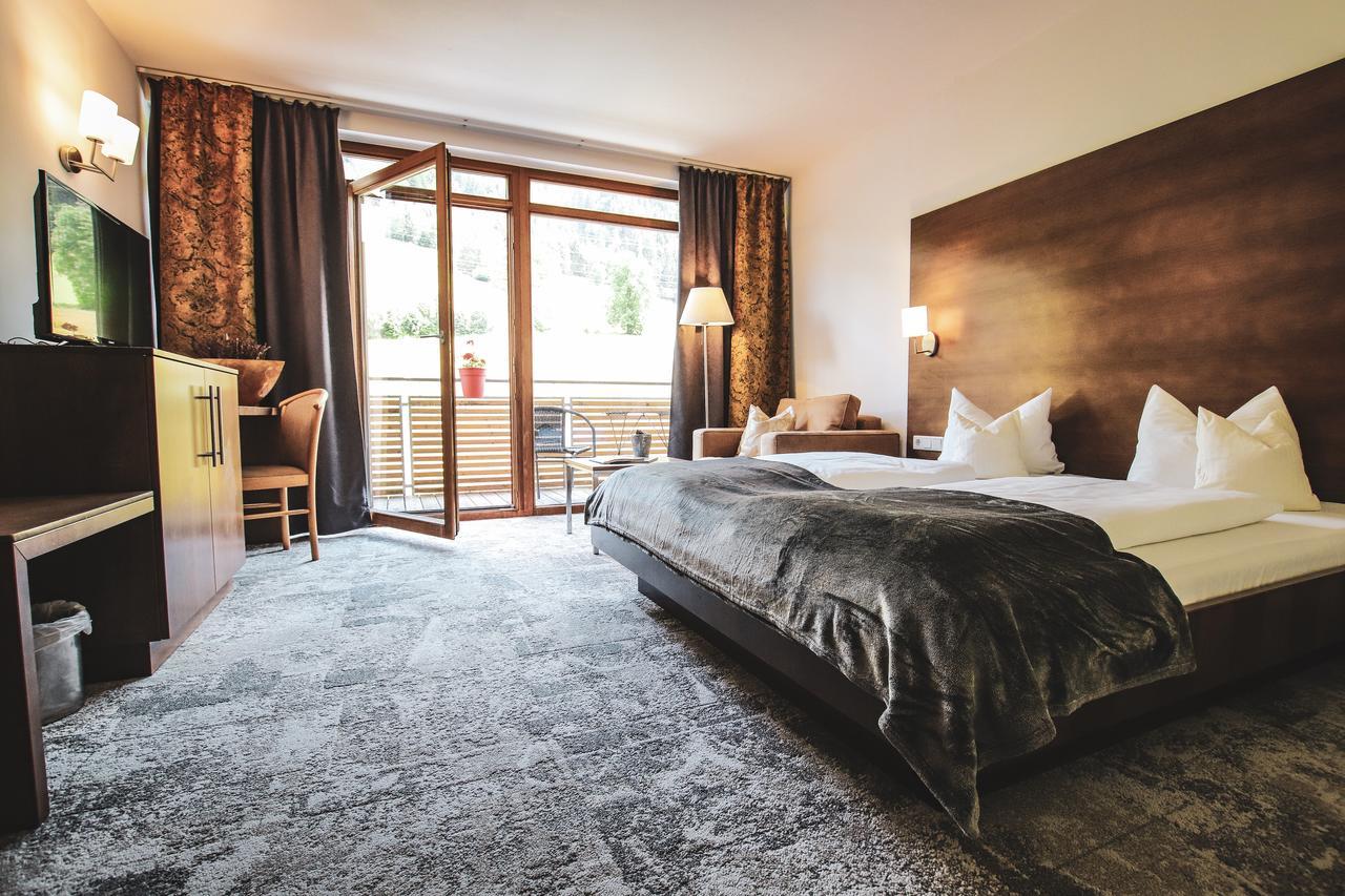 Active By Leitner'S Hotel Kaprun Exterior photo